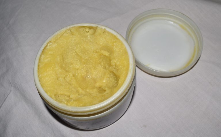 How to Melt Shea Butter for DIY Body Products